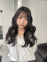 ジーナ(XENA)&nbsp;重めロング×姫カットでつくる今っぽスタイル