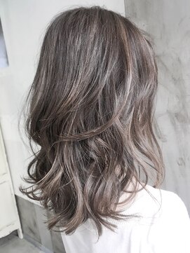 リヴ オオサカ(LIV OSAKA) 【LIV】お客様snap☆3Dハイライト/ アッシュベージュ(担当 HIRO)