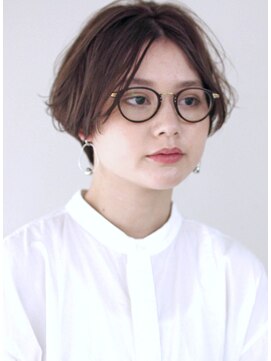 サーカス バイ ビュートリアム 青山(CIRCUS by BEAUTRIUM) 前髪長め　マッシュショート　ショートカット　ショートヘア