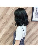 ブルーブラックカラーで綺麗にトーンダウン！