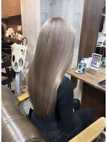 ラフ(LAFF)&nbsp;#前髪#アンブレラカラー#こなれミディ#イメチェン