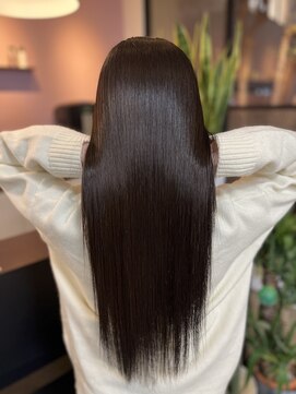 ジャパンデザイナーズアカデミー 髪質改善トリートメント　【堺・深井】