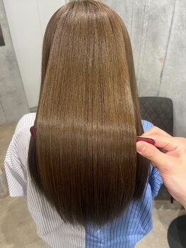 アンフィニ 延岡(Anfini)の写真/”完全オーダーメイド”の髪質改善トリートメントで、今までで一番きれいな、自分史上最高の髪をあなたに。