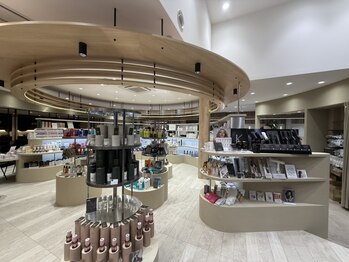 ヘアーザラブズラフズ オーガニカ 北九州(HAIR THE LOVES LAUGHS ORGANICA)の写真/《小倉南区サンリブシティ近く/OPENして早くも来店者多数!!》音,香り,空間にこだわり,贅沢なサロン体験を…