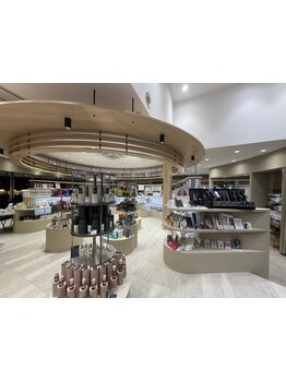 《小倉南区サンリブシティ近く/OPENして早くも来店者多数!!》音,香り,空間にこだわり,贅沢なサロン体験を…