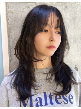 ヌイ 横浜(nui) ハッシュカット　レイヤーカット