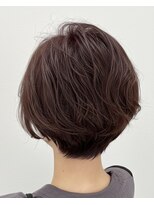 アンジュールヘアーワークス(1//jour hairworks)&nbsp;ハンサムショートでカジュアル＆フェミニンなパーマアレンジ
