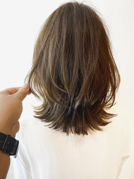  【姫路STEP】大人ミディアムレイヤー＊アロマ　ヘッドスパ