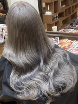 ゼウス(Zeus.)&nbsp;海外ヘアーハッシュカットレイヤーカット