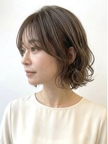 コア(CoRe.gn)&nbsp;ショートボブパーマひし形シルエットくびれレイヤーグレージュ