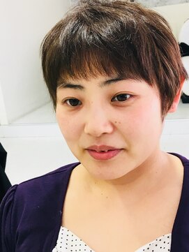 ヘアメイク マキア(HAIR MAKE MAQUIA) 小顔ショート