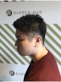 フェードカットスタイル【BARBER-BAR】