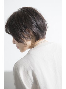 ミエルヘアーエスト 新宿店(mielhair est) 襟足すっきりショートボブ 新宿