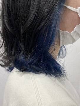 ヘアデザイン マノス(hair design mano's) イヤリングカラー/ボブウルフ/ブルーグレージュ/大人かわいい