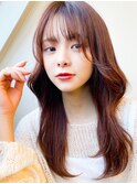 韓国斜めバング美髪シースルーバングこなれヘアピンクブラウン