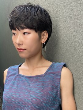 メイカ(MEIKA) ”大人美人ショートヘア”　なかもと はな