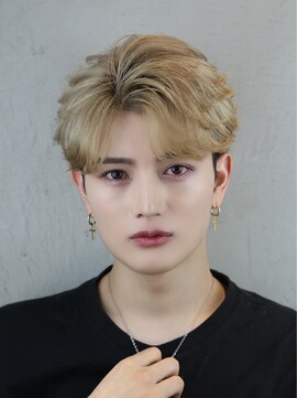 ザ サードヘアー 津田沼 (THE 3rd HAIR) 韓国風毛流れセンターパート