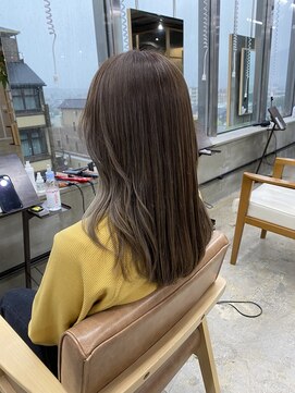 フリーラ 京都河原町三条店(freera) inner white