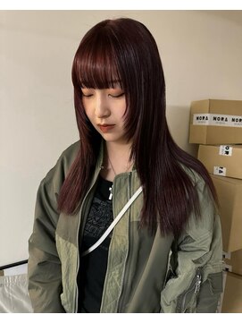 ノラ シブヤ(NORA) レッドカラー/ブリーチなしダブルカラー/レイヤーカット