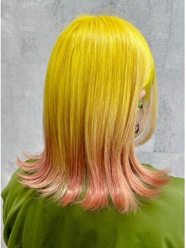 ボヤージュニケ(Voyage Nike) イエロー＆ピンク