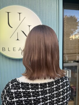 アン ブリーチ(UN BLEACH) ブリーチ１回～ミルクティーベージュカラー♪