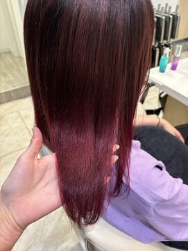 ケンジ 平塚 アネッタ(KENJE annetta) 艶々ピンクレッドカラー