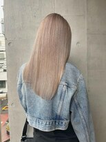斜めバンググレージュカラーデザインカラー　シルキーベージュ