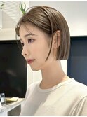 顔周りレイヤーカットグレージュカラーくびれボブショートカット