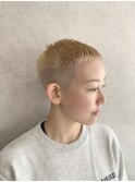 ハイトーン×ホワイトブロンド◎外国人風透明感ベリーショート
