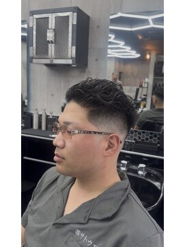 バーバー ショップ ネオ(BARBER SHOP NEO) 極道パーマ