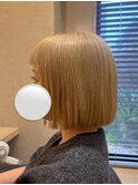 コンパクトボブ＋ハイトーンカラー