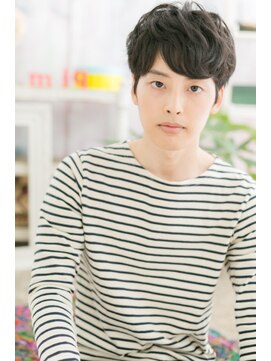 ミック 日暮里店(miq) マットな質感◎サイドパートのマッシュショート