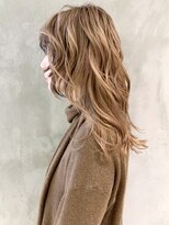 アイティー バイ アルバム 中野店(IT by ALBUM)&nbsp;ホワイトキャラメルベージュ_ローライトスリークボブ_ba286391