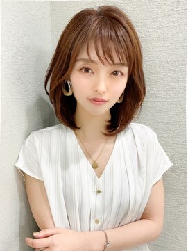 ラルユー 金山(LallYou) 耳かけオトナかわいいひし形小顔ミディアム20代30代40代