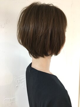 ノル(Knoll) ミニボブ/オリーブグレージュ/アッシュブラウン[日比谷]