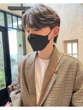 アットラブ バイ ベル(at'LAV by Belle) 【お客様ヘア】メンズ大人気。サイドパートカルマ&カルマパーマ