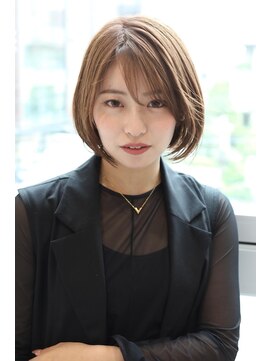 モナバイルーブル(MONA by Louvre) 【MONA】コンパクトショートボブ