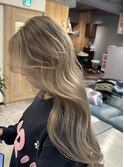 ロングレイヤーシャドウルーツ外国人風カラーブロンドベージュ