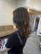 ムース(moos)の写真/白髪は隠すよりも活かす時代。ダメージを最小限に抑えた薬剤で染める度にキレイで上品な仕上がりに◎