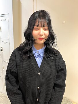 シア(sia) 韓国風レイヤーウェーブ