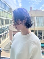 ビハインドザカーテン(BEHIND THE CURTAIN) 地毛風カラー＋ミディパーマ×ウルフパーマ
