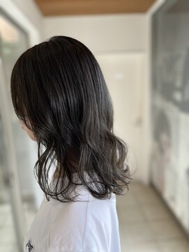 クロエ バイ ラヴィズム 小針店(CLOE by LUVISM) グレーカラー