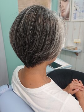 リトルスマイリー 鵠沼海岸店(Little Smiley) つやつやショートヘア/40代/50代/藤沢/鵠沼海岸