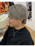 【グレージュカラー】メンズセンターパートハイトーンブリーチ