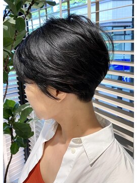 ステアケース 武蔵小杉店(stair:case) 大人ショートレイヤー/ハンサム/白髪ぼかし/武蔵小杉/自由が丘