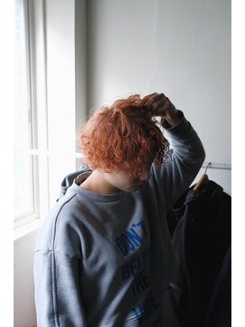 コルサー(corsair) ハイトーンプードルパーマ