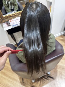 コワファースト  させぼ五番街店(COIFF1RST) 梅雨到来。髪質改善ストレート