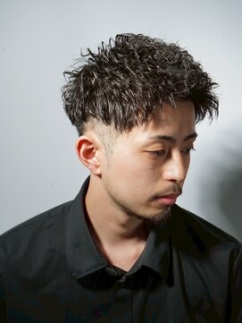 プレミアムバーバー 表参道店(PREMIUM BARBER produce by HIRO GINZA) ツーブロックアップバング