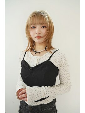 【ステップボーンカット】ブラウンルーツカラー