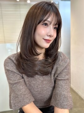 イヴォーク トーキョー(EVOKE TOKYO) ミディアムレイヤーバタフライカット髪質改善ハイレイヤーカット